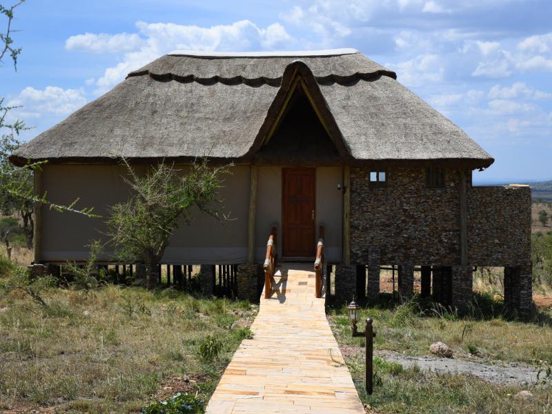 Serengeti Serena Safari Lodge Exterior foto